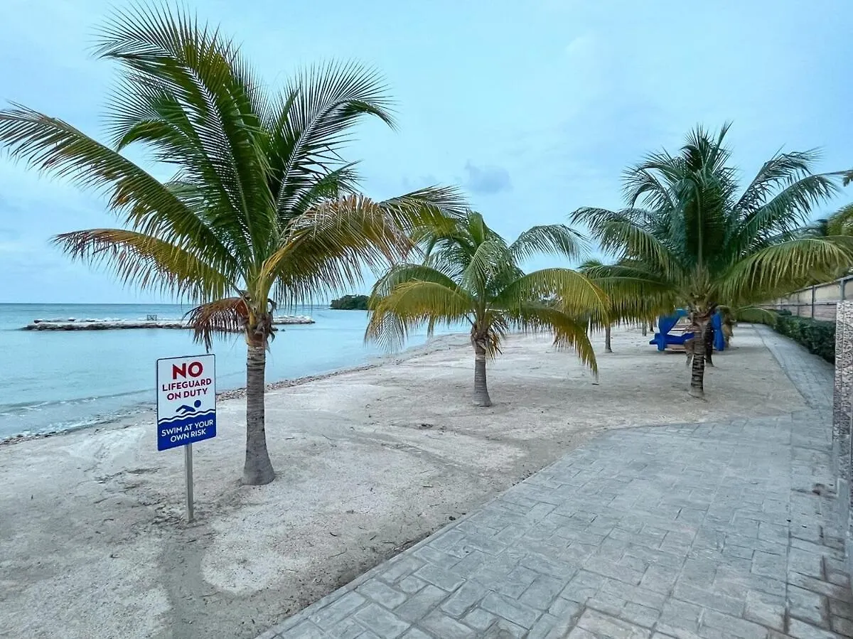 4 Bedroom Villa In St Ann With Pool And Wifi Saint Annʼs Bay